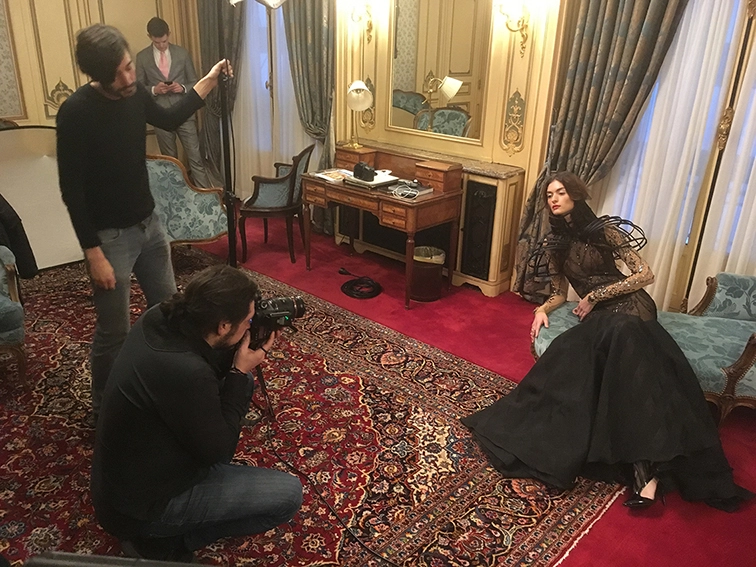 Making of Shooting éditorial « Santa Obscuro ». spécial Haute couture / Haute joaillerie, pour le Luxe Infinity Magazine.