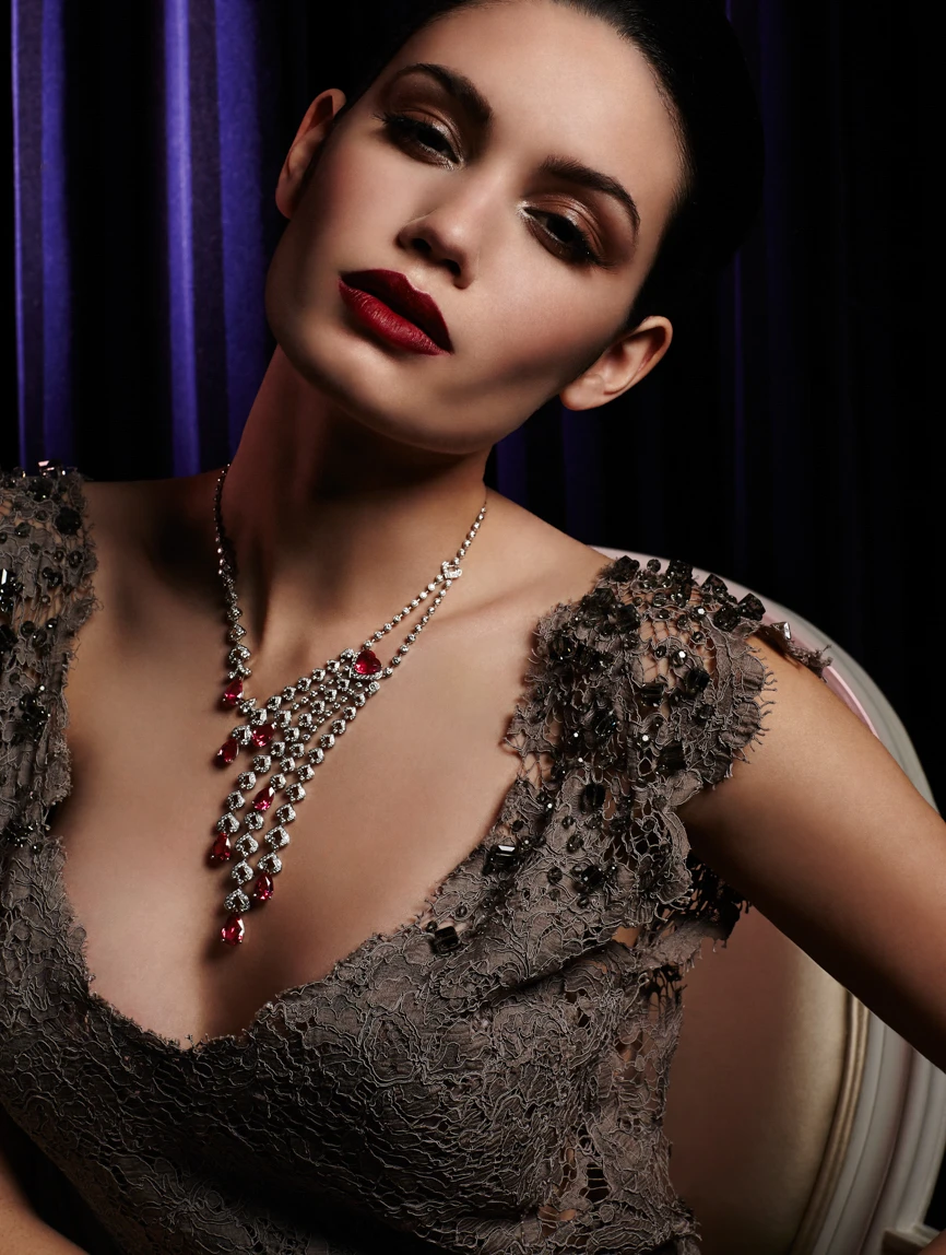 Dress Haute couture CAROLINE SEIKALY, High-end jewelry CARTIER